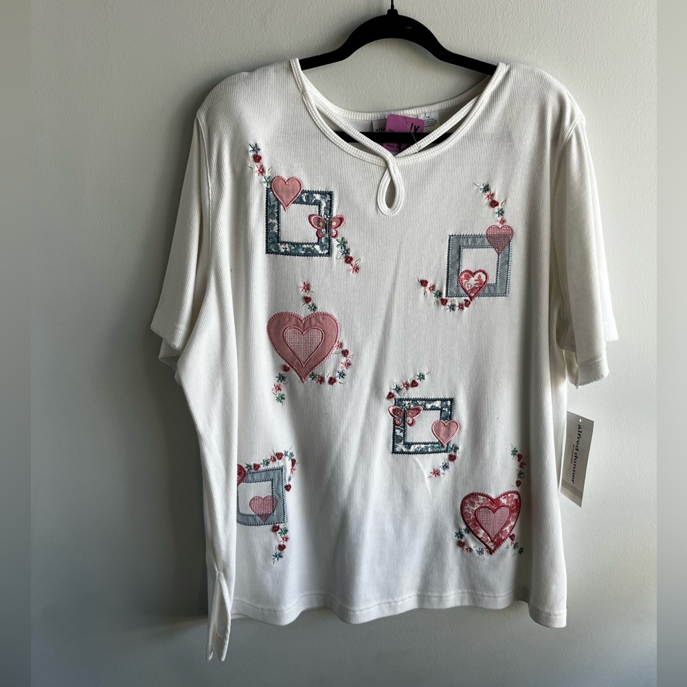 Alfred Dunner White Tee with Heart and Floral Design